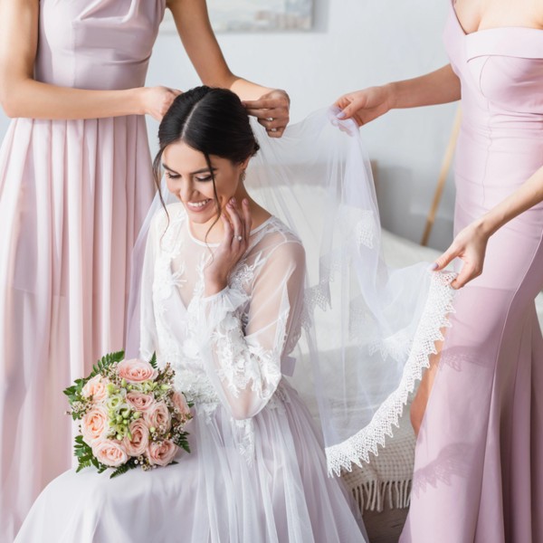 Your Maid of Honour Duties on the Wedding Day
