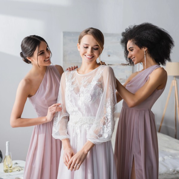 Bridesmaid Responsibilities on the Wedding Day