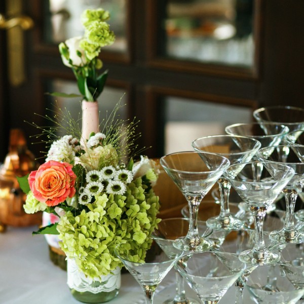 Cocktail Hour Décor Checklist