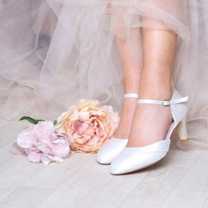 Wide fit wedding shoes you'll love 