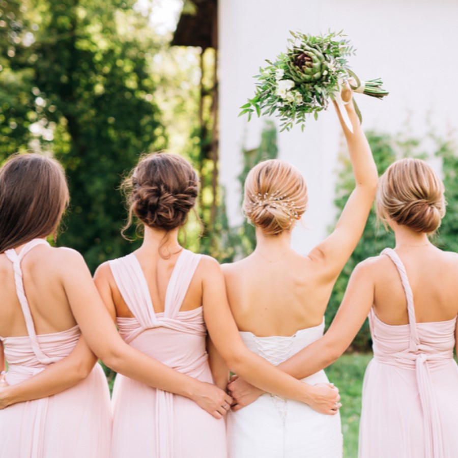 Dicas para comprar vestidos de dama de honra
