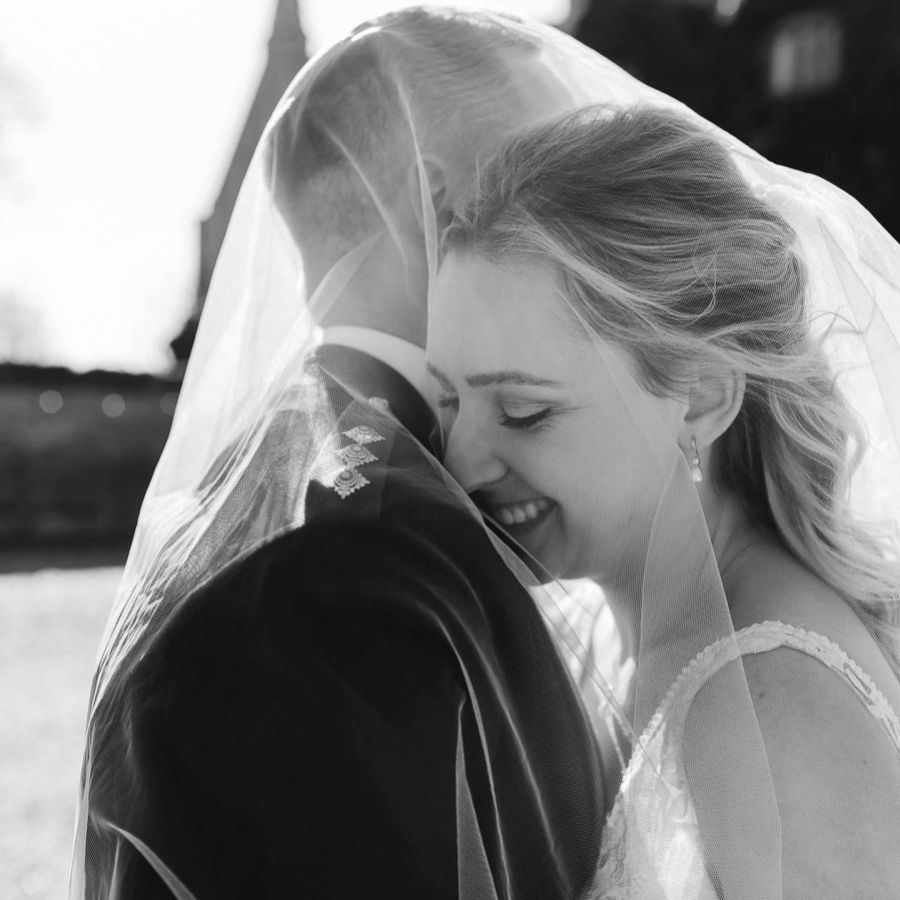 Echte Braut - Ellie Kirks