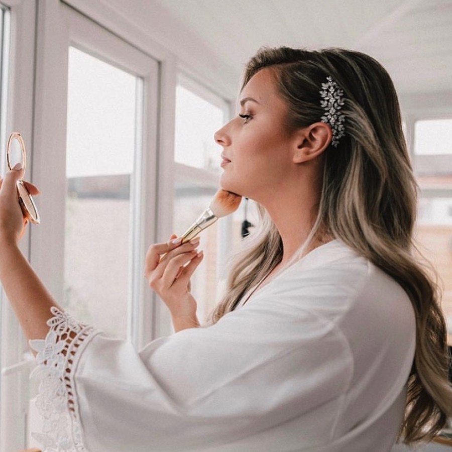 Novia real: Natalie con el peinetón Lustre