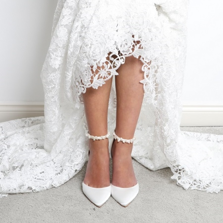Preciosos zapatos de novia de la talla 39