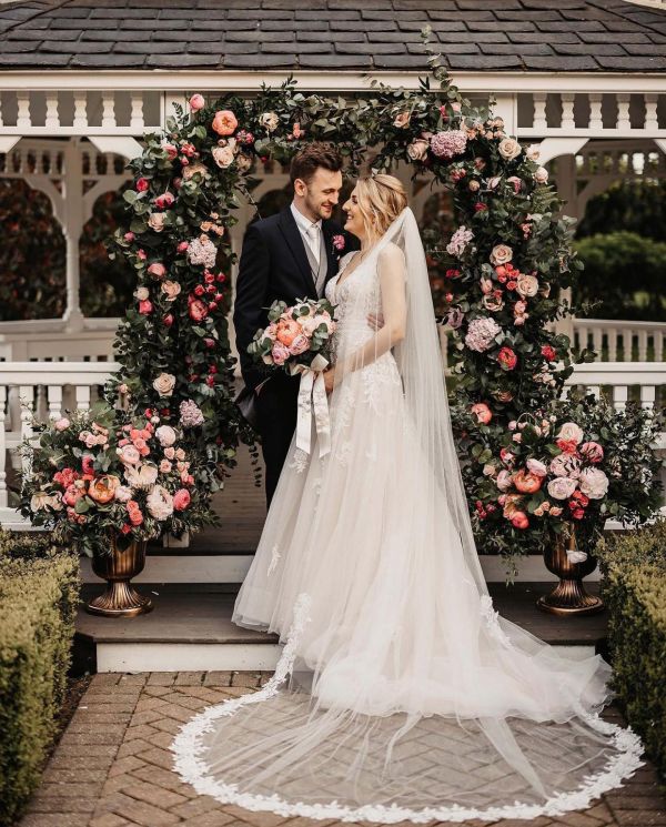 Real Bride Beth wearing S342 veil