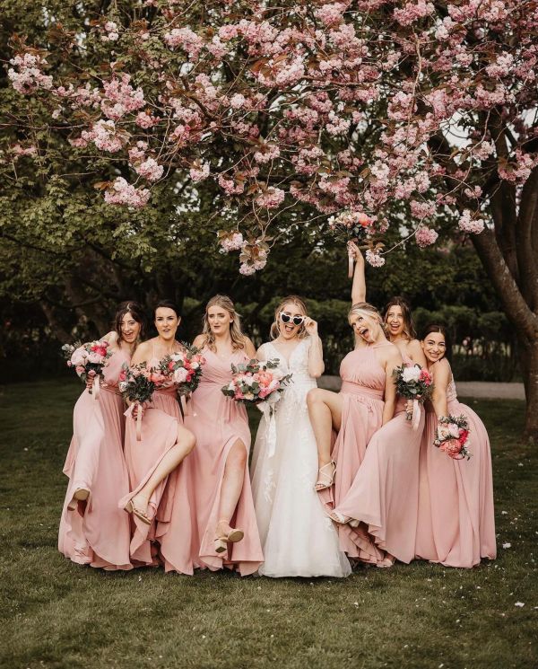 Real Bride Beth wearing S342 veil