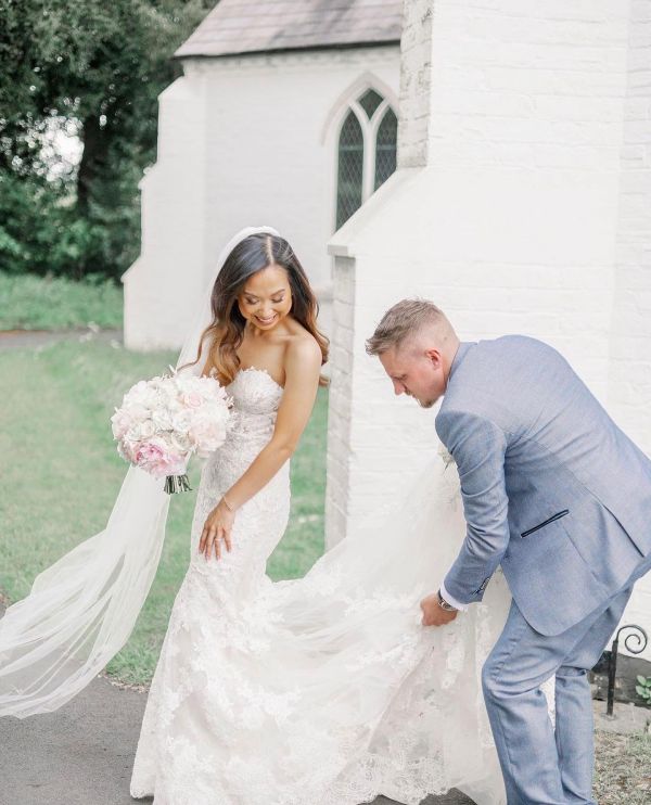 Real bride Christy wearing S227 veil