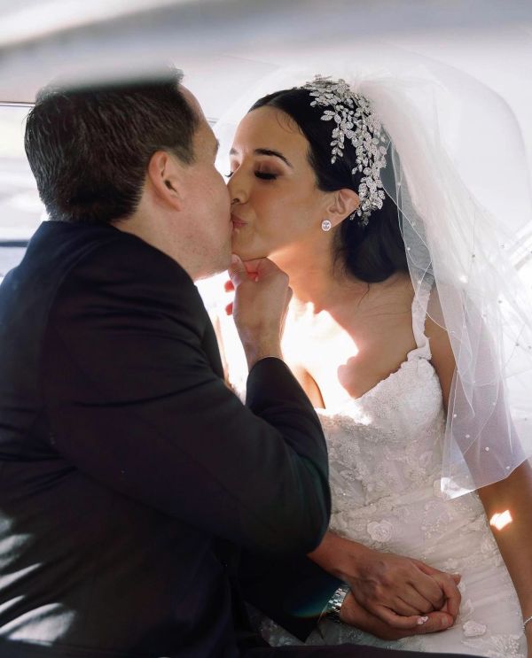 Real Bride Emma wearing Philadelphia veil