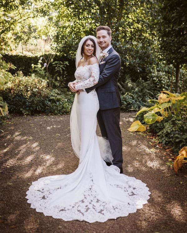 Real Bride Louise wearing Florence earrings