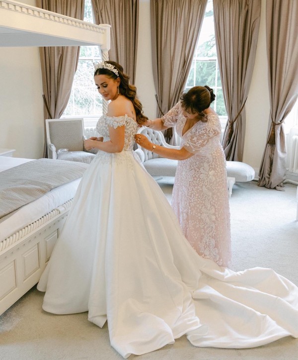 Mrs Halford wearing AR717