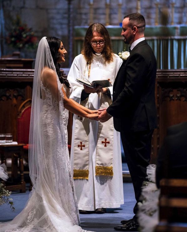 Real Bride Zoe wearing S161