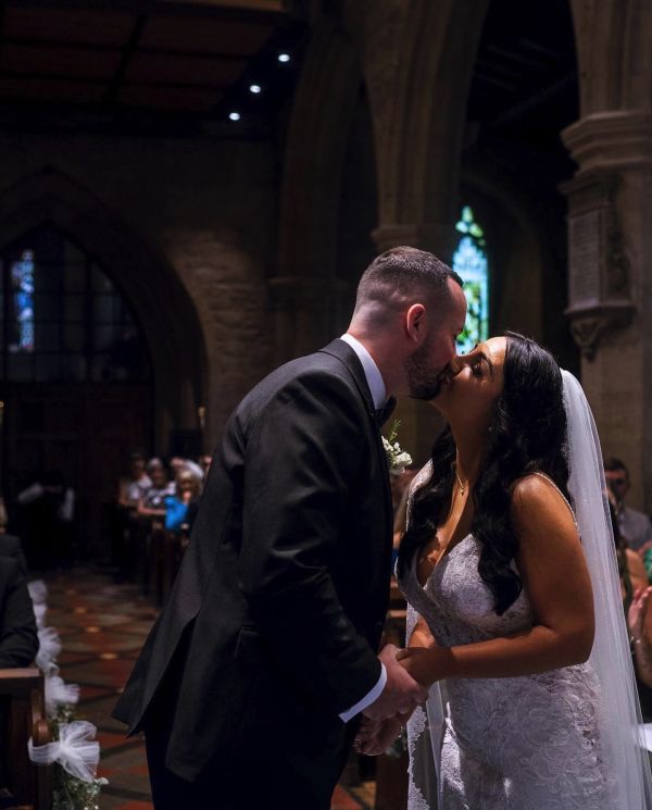 Real Bride Zoe wearing S161