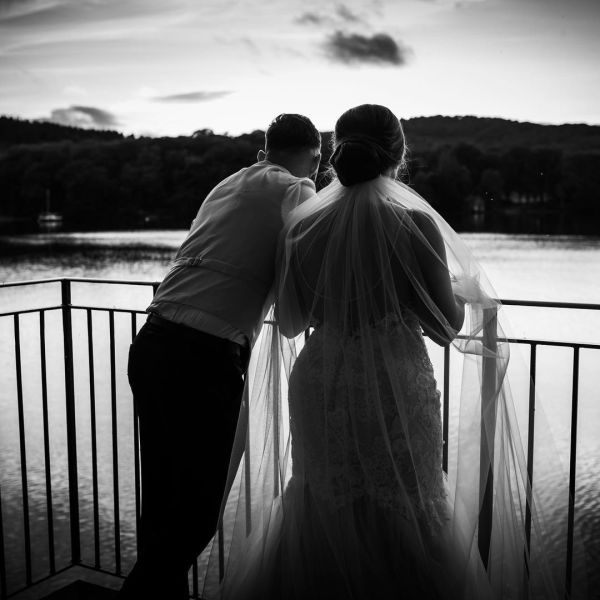 Real Bride Leanne wearing Phoenix veil