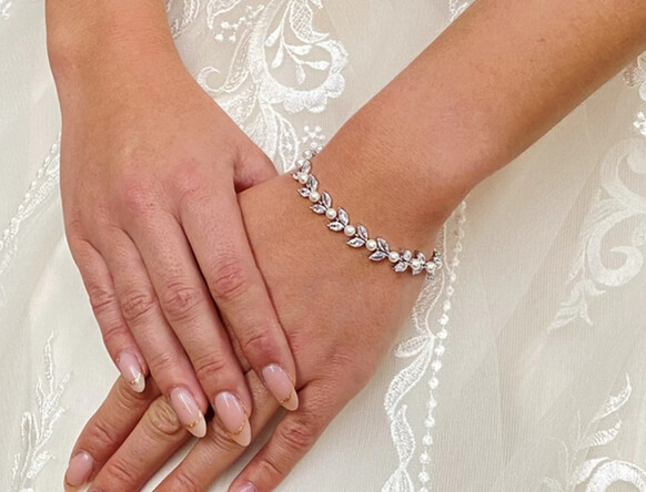 Funkeln und glänzen mit unseren Kristallarmbändern