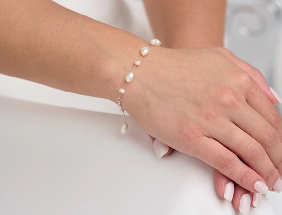 Timeless Pearl Bracelets For Every Occasion
