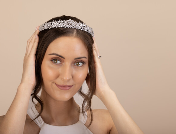 Discover the Perfect Bridal Hair Accessories Collection