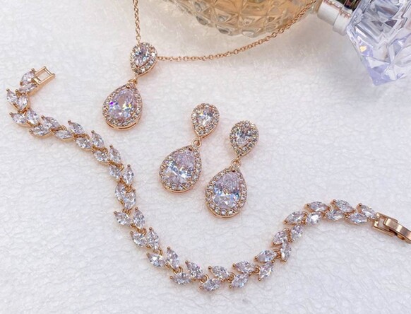 Look Pretty In Pink With Rose Gold Jewellery