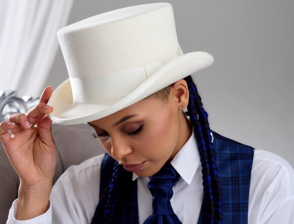 Preciosos sombreros de novia