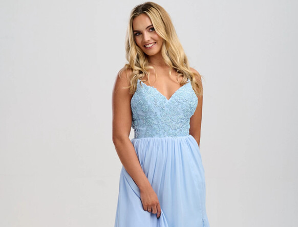 Descubra a nossa deslumbrante coleção de vestidos de baile em azul claro