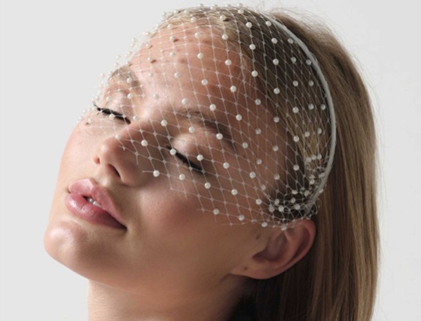 Élégance vintage pour les futures mariées glamour...