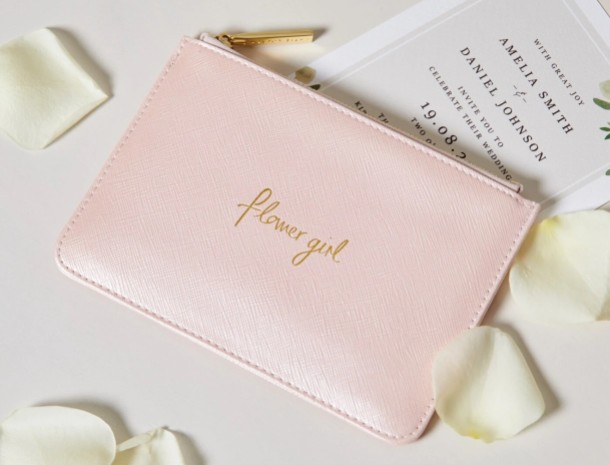 De beaux cadeaux pour les jeunes filles de la fleur