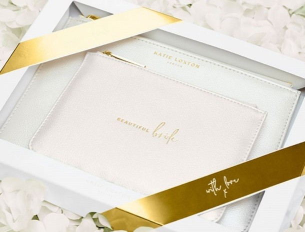 Compre conjuntos de presentes de casamento deslumbrantes
