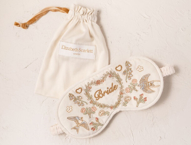 Luxuriöse Augenmasken für die Braut von Elizabeth Scarlett