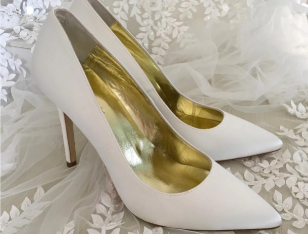 Rendi Indimenticabile La Tua Camminata Lungo La Navata Con Le Scarpe Freya Rose.