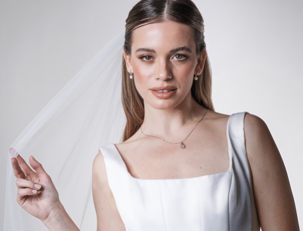 Highlight & Accentuate Your Gown