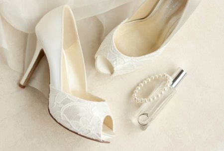 Fancy Lace Peep Toes