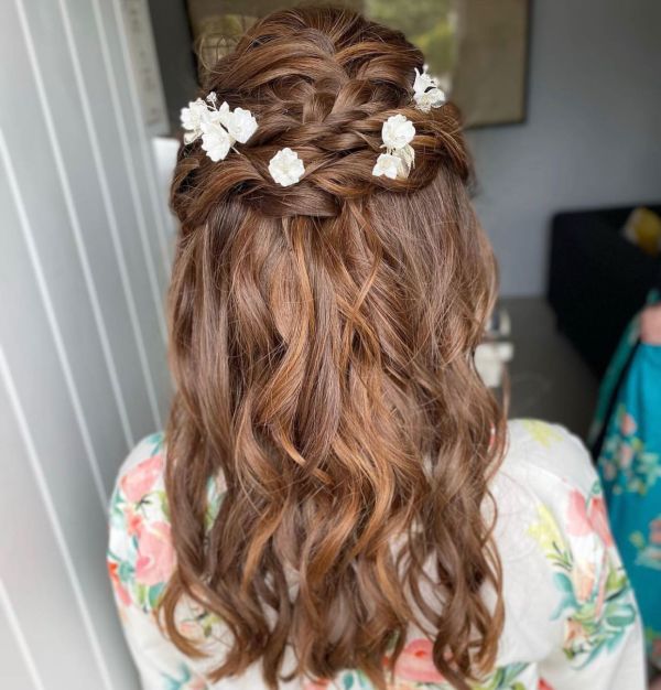Photo of Cherry Blossom Set of 5 Porcelain Flower and Silver Leaf Hair Pins uploaded by C on 11th January 2023
