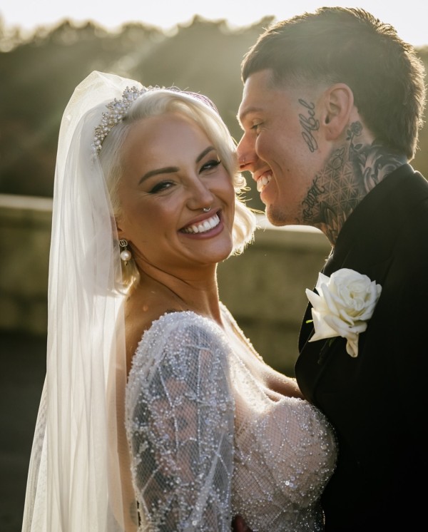 Photo of Acacia Gold Crystal Leaves and Freshwater Pearl Tiara uploaded by E on 20th May 2025