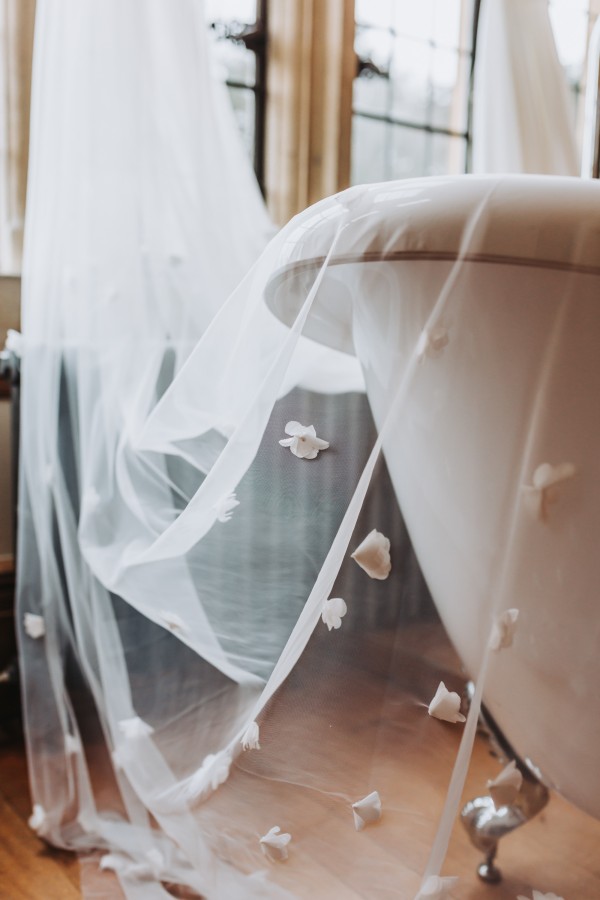 Photo of Perfect Bridal Ivory Single Tier 3D Flowers Cathedral Veil uploaded by E on 9th April 2024