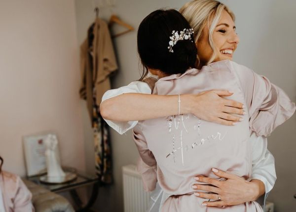 Photo of Dianthus Dainty Gold Floral Hair Comb uploaded by G on 19th July 2021