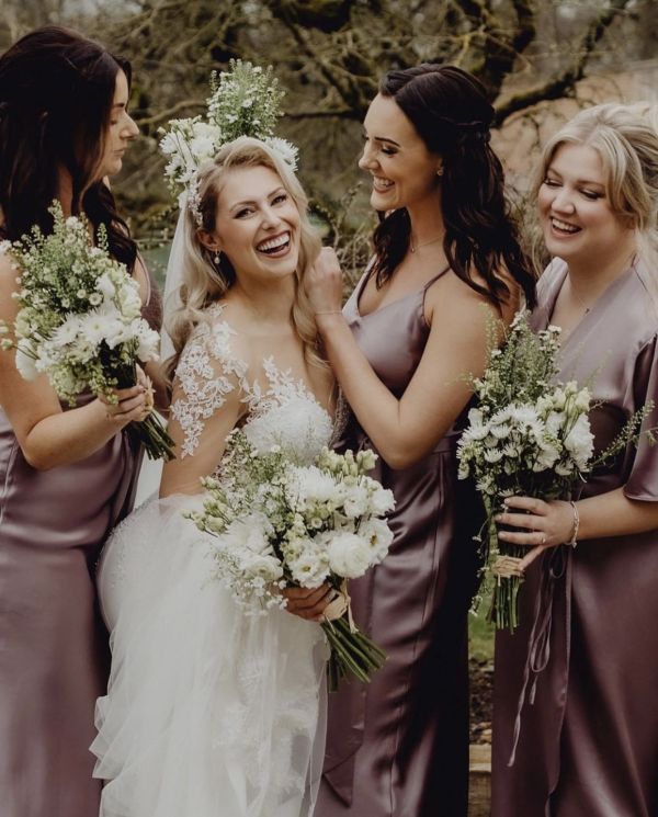 Photo of Elouise Beaded Leaves and Champagne Pearl Vintage Inspired Hair Comb uploaded by G on 18th May 2023