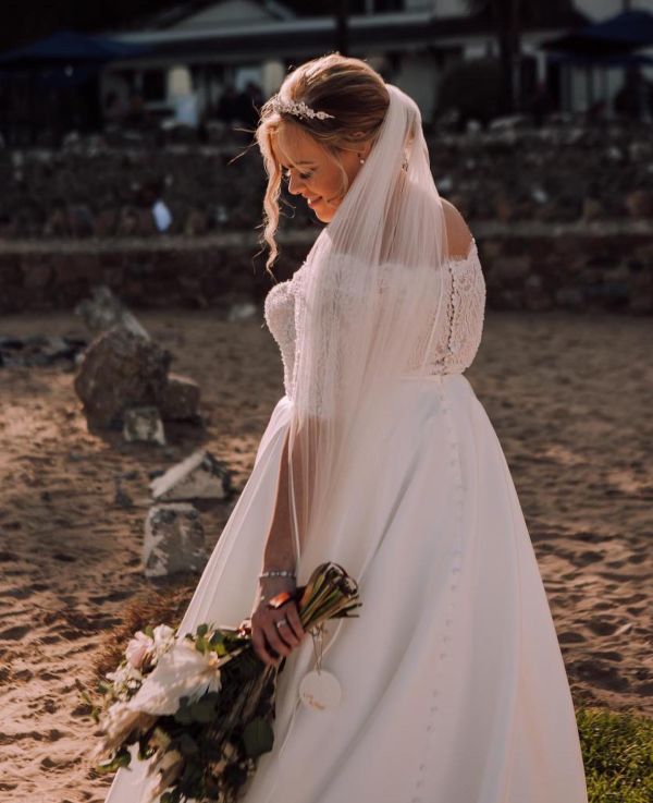 Photo of Bianco Ivory Single Tier Satin Edge Cathedral Veil S153 uploaded by K on 12th January 2022