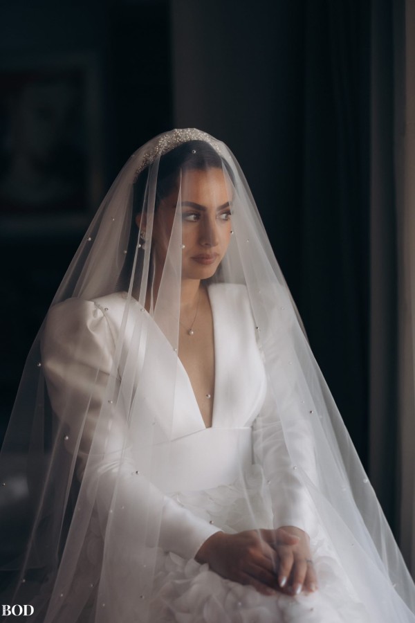 Photo of Perfect Bridal Ivory Single Tier 3D Flowers and Pearl Cathedral Veil uploaded by L on 5th April 2024