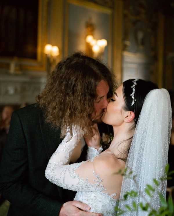 Photo of Cortez Silver Dainty Cubic Zirconia Wedding Headband uploaded by P on 22nd May 2024