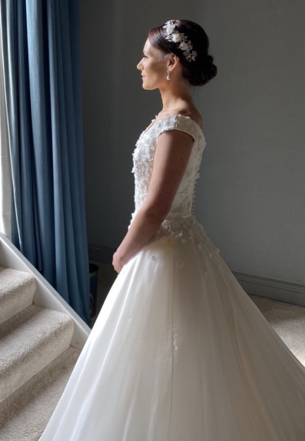 Photo of Sabrina Beaded Leaves and Crystal Flowers Hair Vine uploaded by R on 31st March 2021