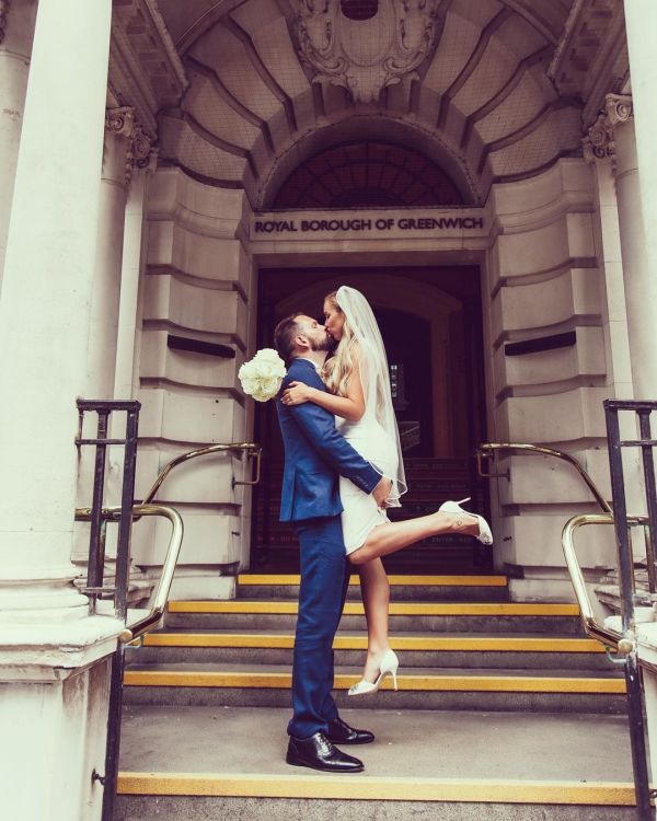 Photo of Bianco Ivory Single Tier Satin Edge Fingertip Veil S196 uploaded by S on 10th August 2021