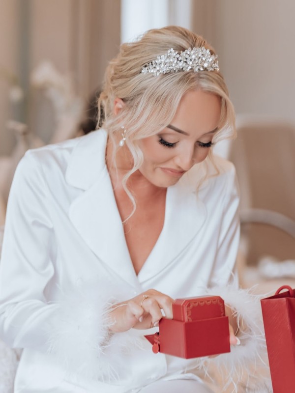 Photo of Ivory and Co Samira Crystal and Pearl Floral Bridal Tiara uploaded by S on 26th August 2025