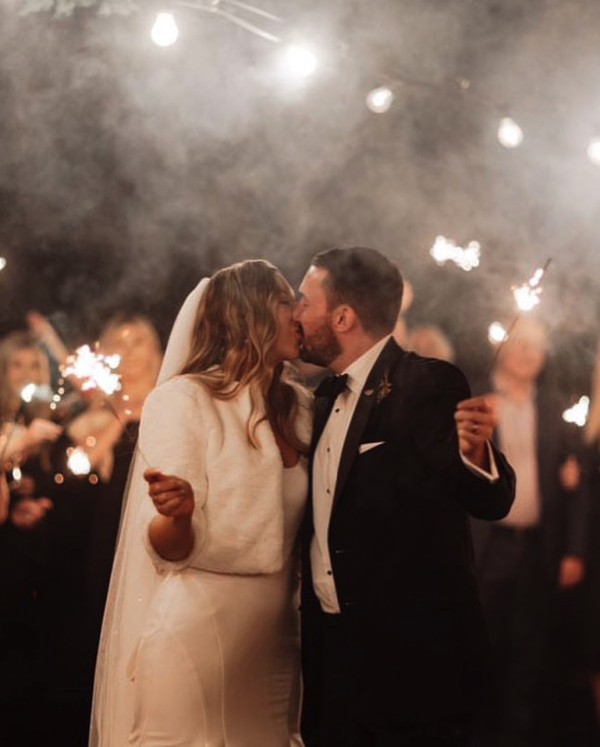 Photo of Bianco Ivory Faux Fur Elbow Length Wedding Jacket E307 uploaded by Z on 11th December 2023