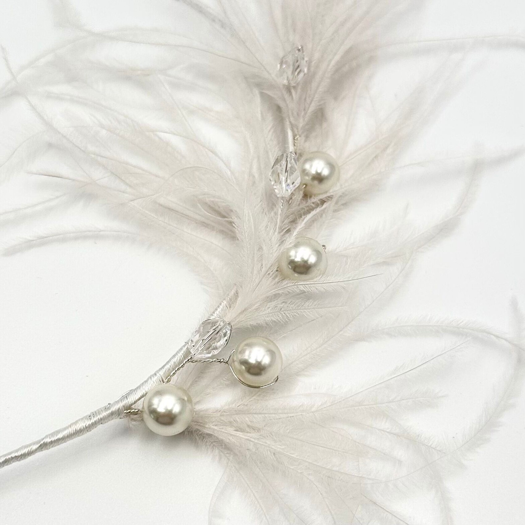 Designer Headband Headpiece Tulle, Lace Feathers Shop 1920s Headpieces - Ostrich Feather Headband | BABEYOND main image 2