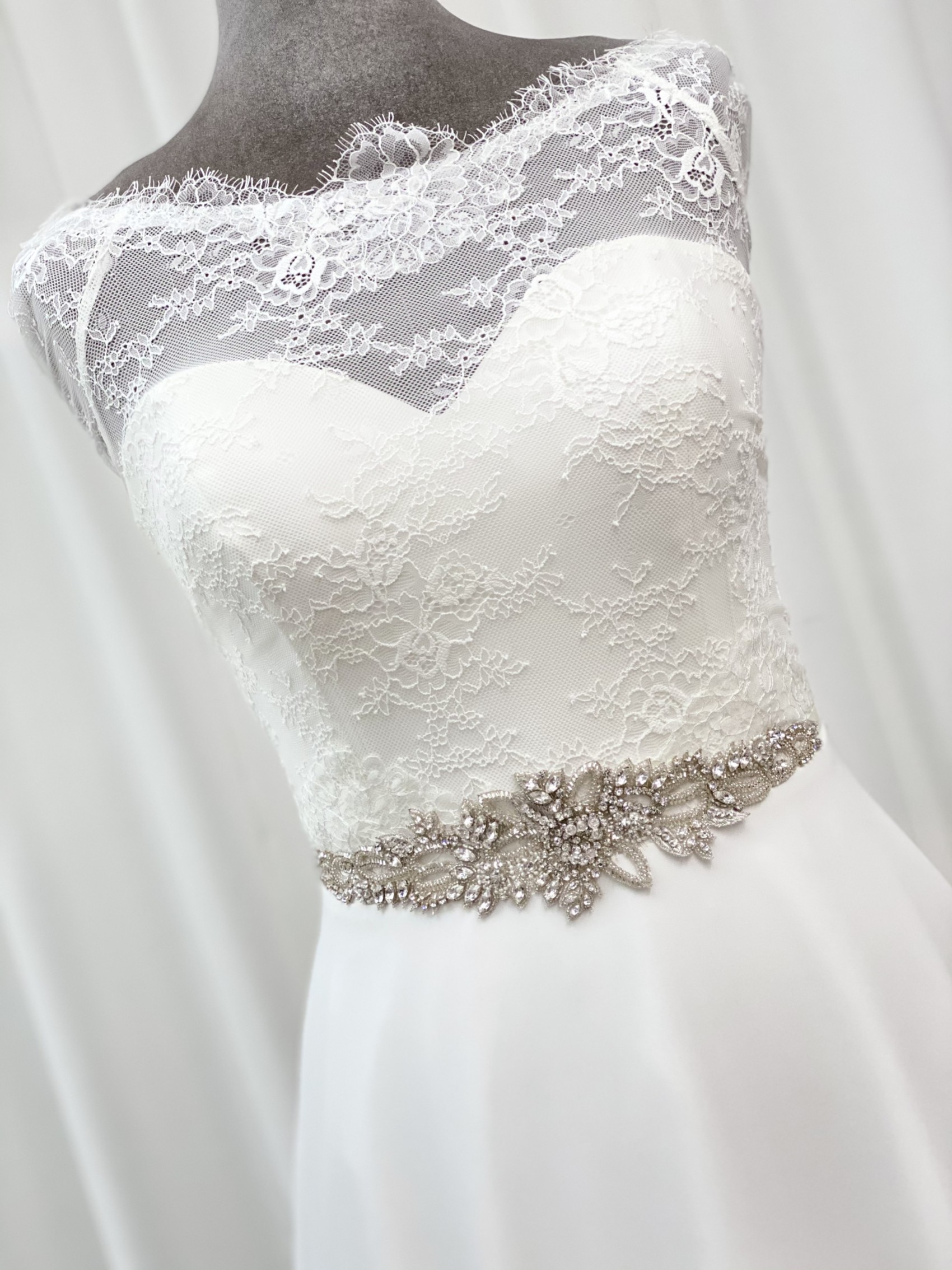 Hamilton Vintage Beaded and Crystal Embellished Bridal Belt Hamilton Vintage Beaded and Crystal Embellished Bridal Belt