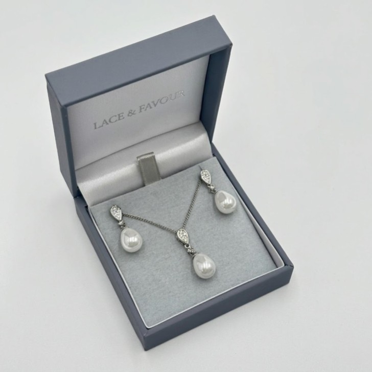 Faye Silver Teardrop Pearl and Crystal Jewellery Set