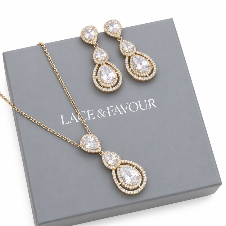 Colar com pendente de cristal de inspiração vintage da Alessandra Gold