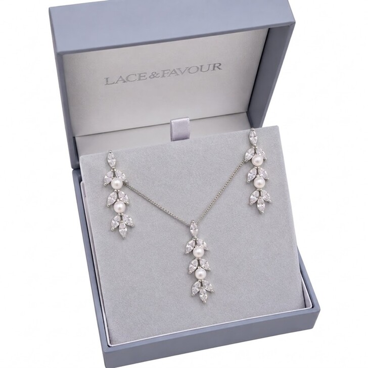 Amalia Cubic Zirconia and Pearl Bridal Jewellery Set