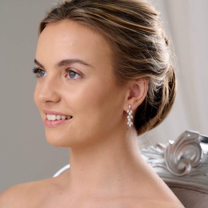 Amalia Rose Gold Cubic Zirkonia und Perle Tropfen Ohrringe