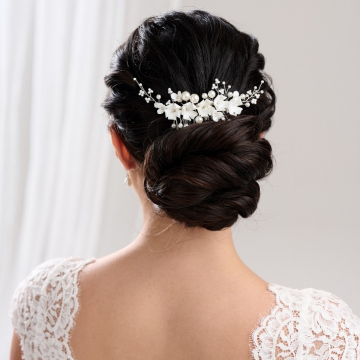 Anemone Ivory Porcelain Flowers and Pearl Wedding Hair Comb (Silver)