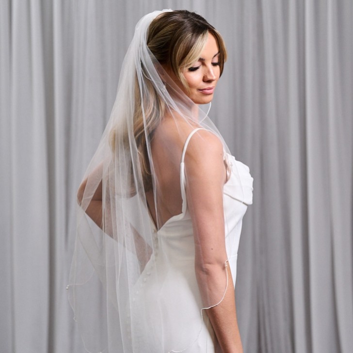 Baltimore Elfenbein Einstöckiger Schleier mit Perlentropfen und Wellenschliff